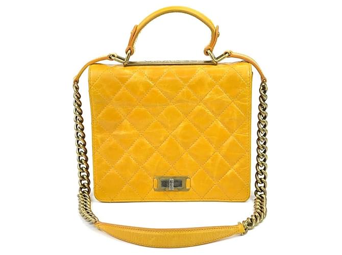 Chanel Yellow Leather  ref.1036504