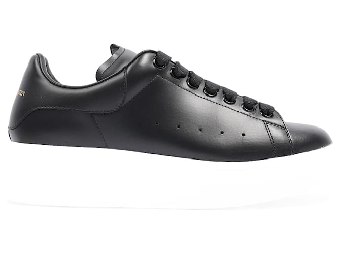 Sneaker oversize Alexander McQueen Nera Pelle bianca UE 40 UK 7 Nero ref.1040466 Joli Closet