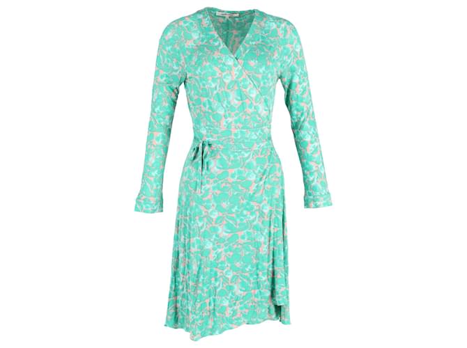 Diane Von Furstenberg Karina Printed Wrap Dress in Green Silk  ref.1040875