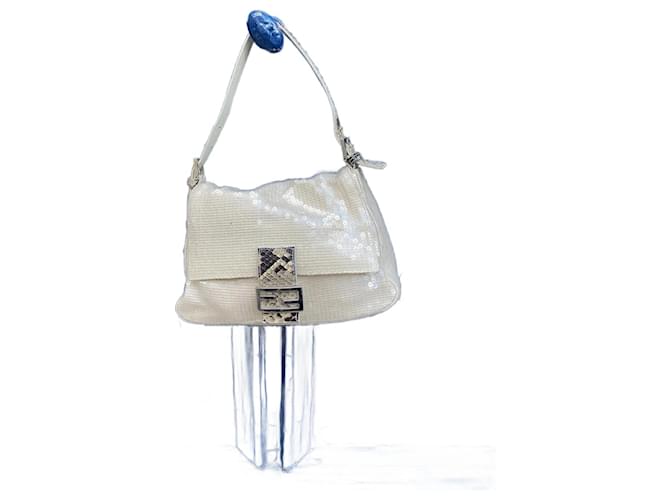 Baguette FENDI  Handbags T.  cloth White  ref.1041072