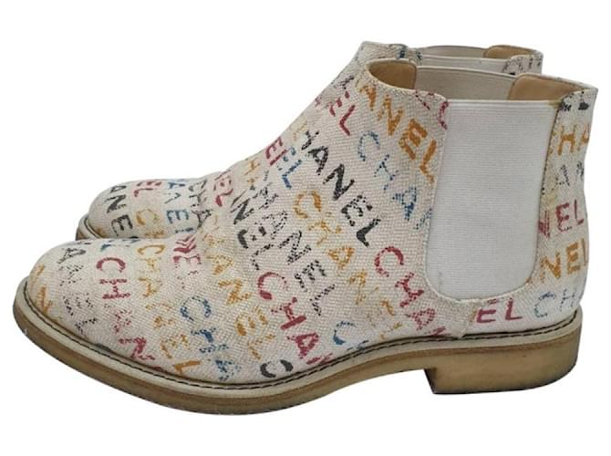 Bottines Chelsea en toile imprimée graffiti blanc Chanel Multicolore  ref.1041468