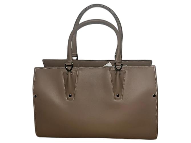 Longchamp Paris first Taupe Leather  ref.1041651