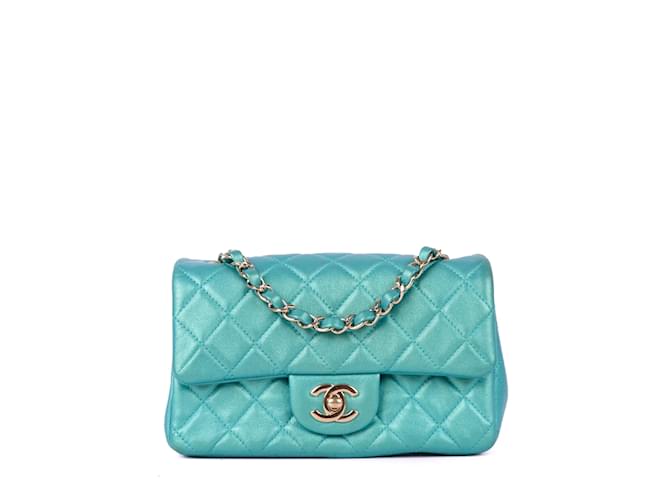 CHANEL Handbags Timeless/classique Blue Leather  ref.1042951