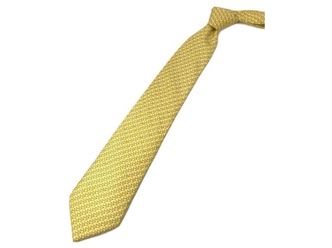 Hermès *** HERMES  allover silk tie Yellow  ref.1043351