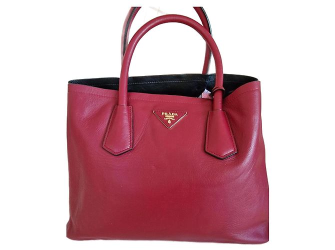 Prada Saffiano Handtasche aus rotem Lammleder