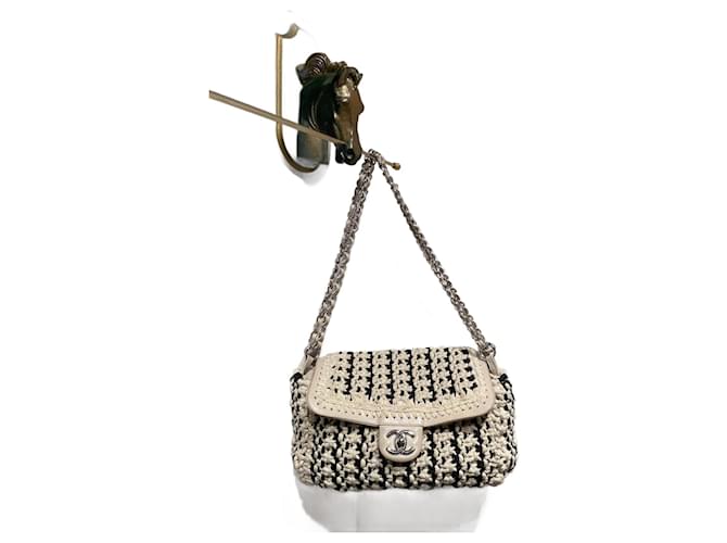 Chanel Handbags Black Beige Cloth  ref.1044467