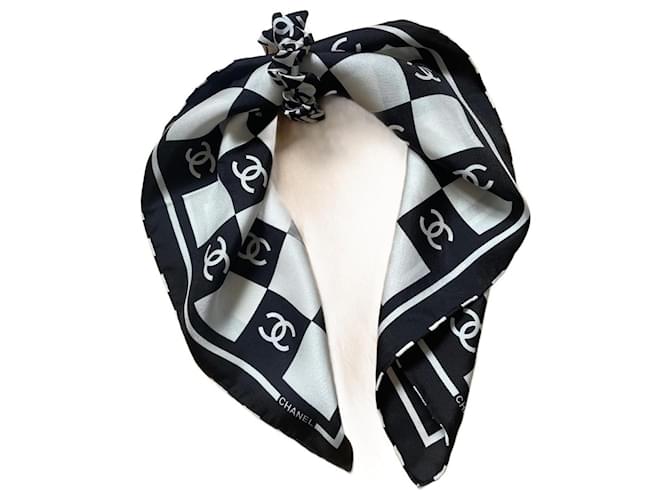 Chanel Hair accessories Black White Silk ref.1045331 - Joli Closet