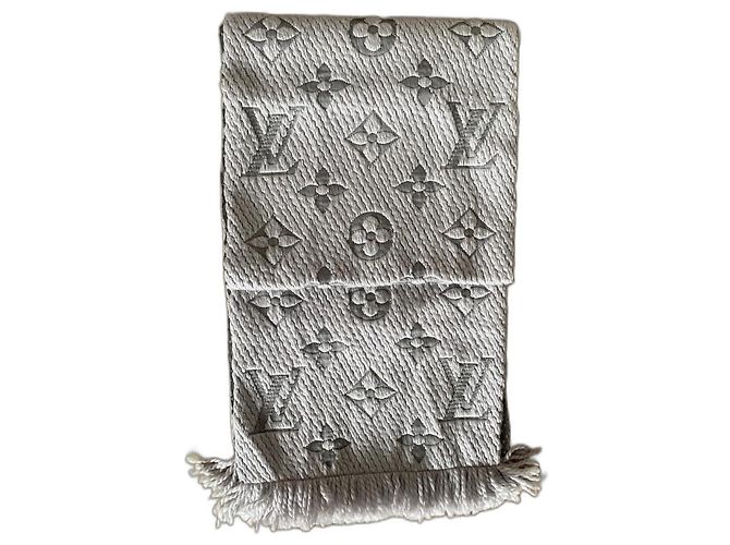Louis Vuitton Logomania Grigio