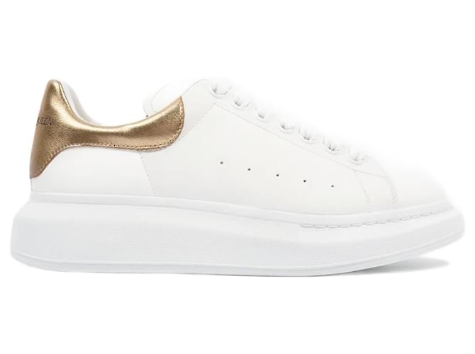 Size 8 in alexander 2024 mcqueen