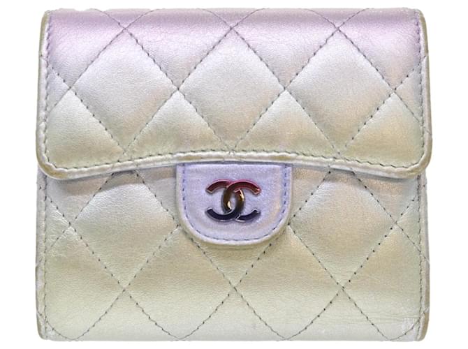 Chanel - Silvery Leather  ref.1047680