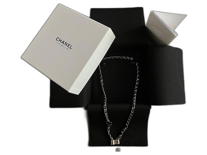 Collana Chanel Oro e Pelle Nera Gold hardware 