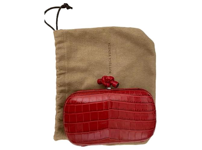Bottega Veneta Clutch bags Red Exotic leather  ref.1049561