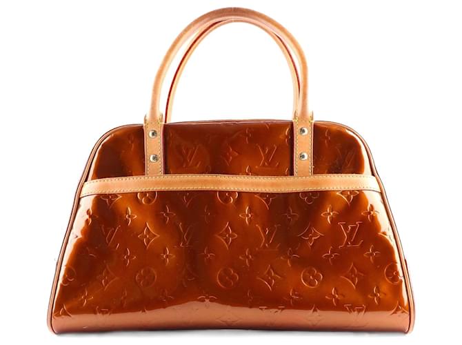 LOUIS VUITTON  Handbags T.  leather Golden  ref.1049985