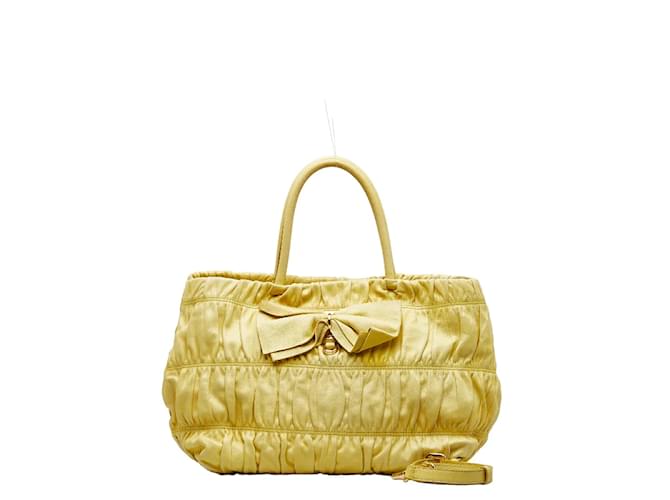 Prada Sac à main Nappa Gaufre avec nœud Cuir Jaune  ref.1051330