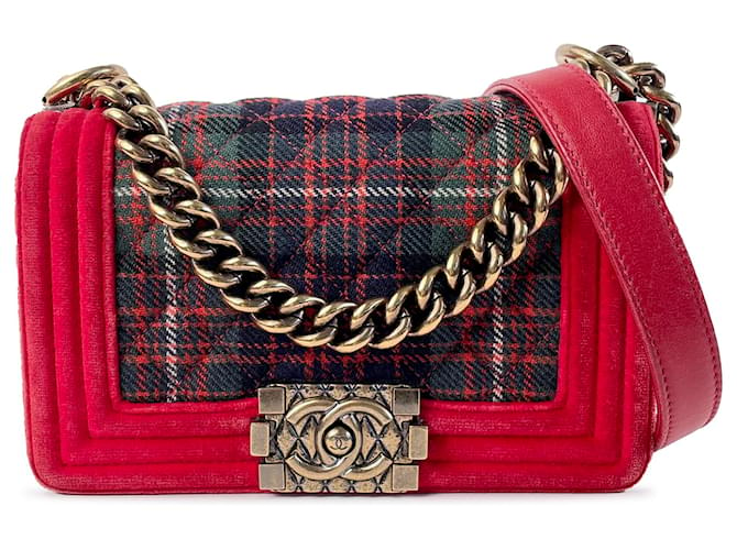 Chanel Red Small Velvet Boy Crossbody Bag Cloth ref.1051561 - Joli Closet