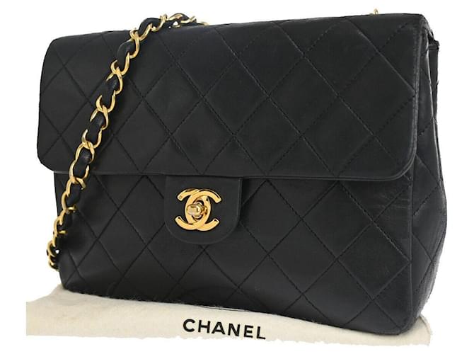 Chanel Mini matelassé Black Leather  ref.1052078