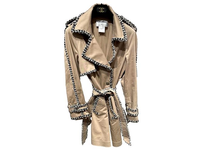 Chanel Coleccionista Beige
