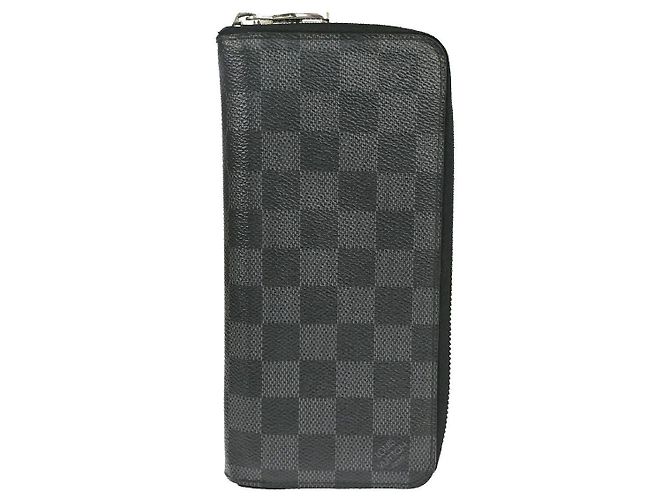 Louis Vuitton Zippy Wallet Vertical Black