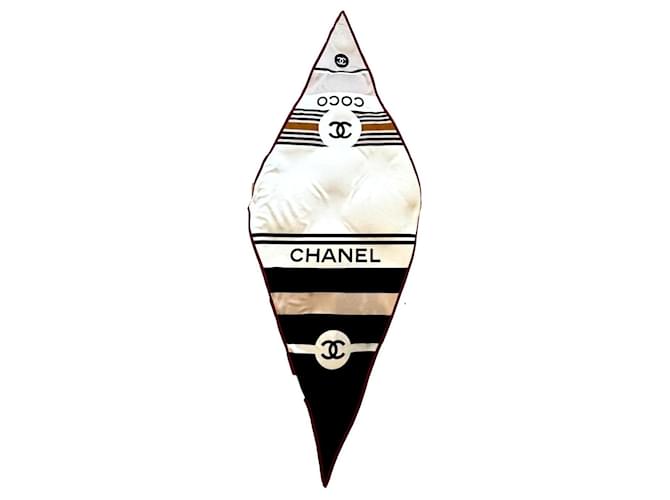 Chanel Lenços Multicor Seda  ref.1052225