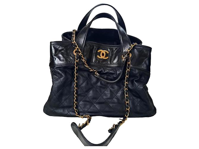 Chanel Shopping Tote Quilted Very Rare Limited Edition Black Patent Leather Bag