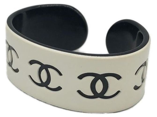 ***Pulseira CHANEL Coco Mark