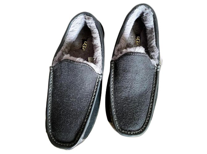 Nuovo Ascot UGG Mocassini foderati in pura pelliccia Nero