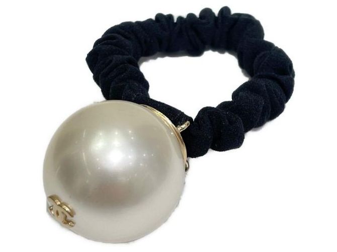 ***CHANEL Elastico per capelli Pearl Coco Mark Nero Bianco
