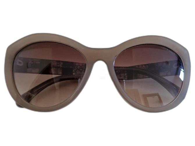 Chanel occhiali da sole Beige Platino  ref.1054204