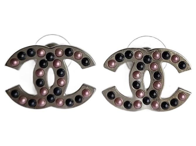 Orecchini Chanel CC con perle rosa e blu navy Silver hardware 