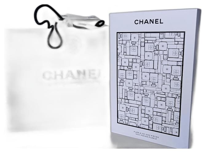 Puzzle série limitée 100 ans du Chanel n°5, 1000 pièces. NEUF. Blanc  ref.1054860