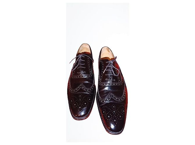 Paul Smith Schwarze Leder-Derbys mit Blumenspitze