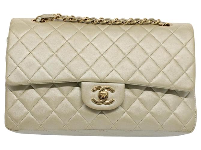 Timeless Aba forrada Chanel Bege Couro  ref.1056210