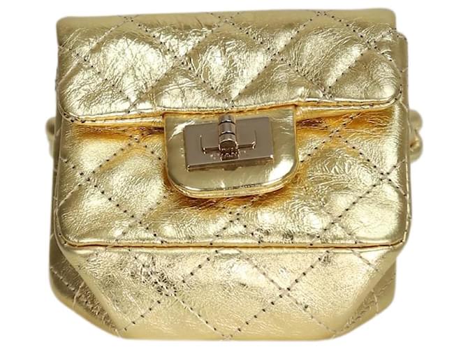 Chanel ouro 2008-2009 micro metálico 2.55 Reeditar bolsa de tornozelo Dourado Couro  ref.1056486