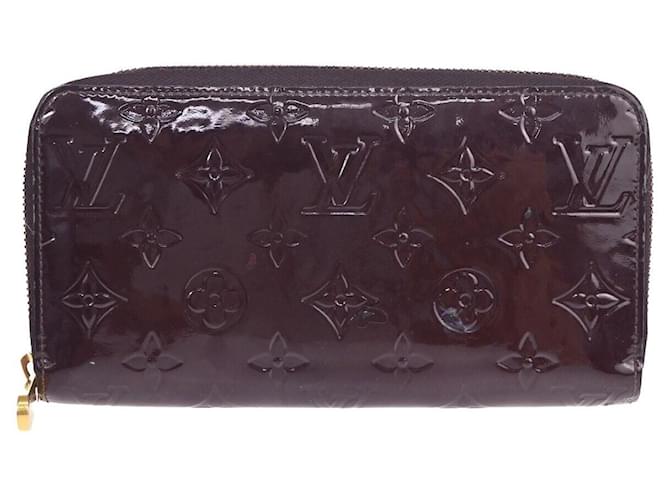 Louis Vuitton Zippy Green Leather  ref.1056700
