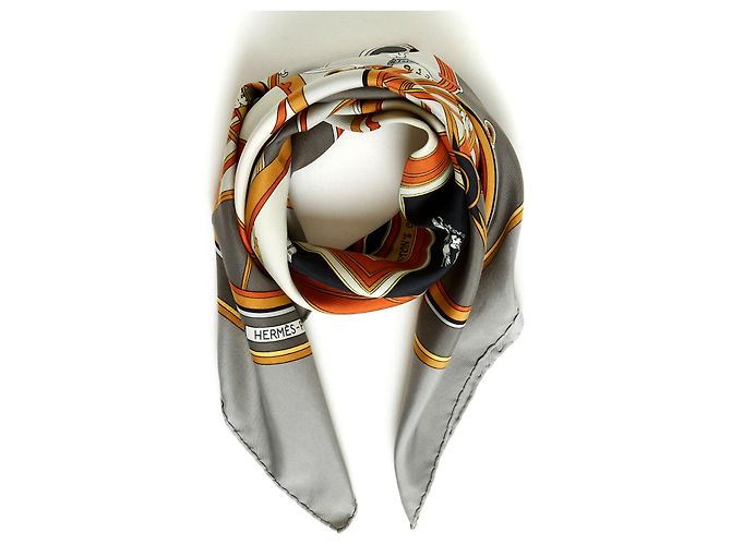 Lenço quadrado Hermès 90 Carruagem de Washington 1981 Cor: cinza