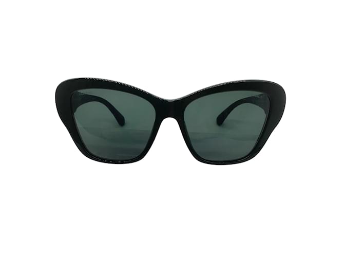 Chanel Gafas de sol de piel de cordero y acetato de mariposa con logo CC adornado con cristales verdes Plástico  ref.1057037