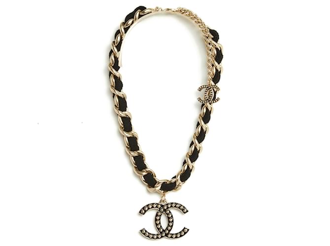 Chanel Colares Dourado Metal  ref.1057053
