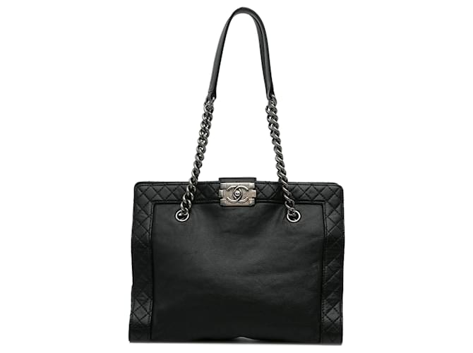 Chanel Black Medium Calfskin Boy Reverso Shopping Tote Leather Pony-style  calfskin ref.1057267 - Joli Closet