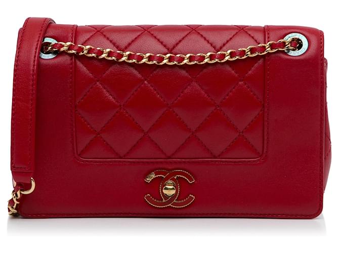 chanel bag in red
