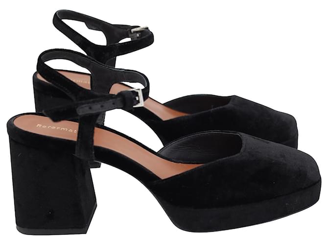 Zapatos de tacón con plataforma Reformation Marisol en terciopelo negro  ref.1057560