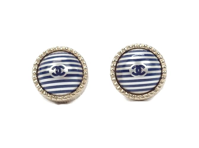 Chanel CC Round Stripes Stud Earrings AB0794 Golden Metal  ref.1058285