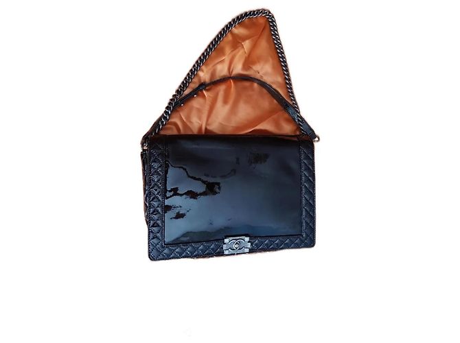Borsa a mano Chanel Boy Large Nera con Catena Nero