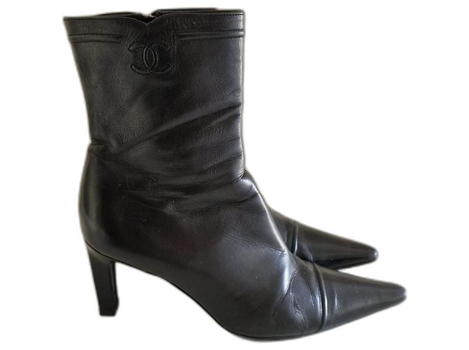Botines Chanel de piel negra Negro