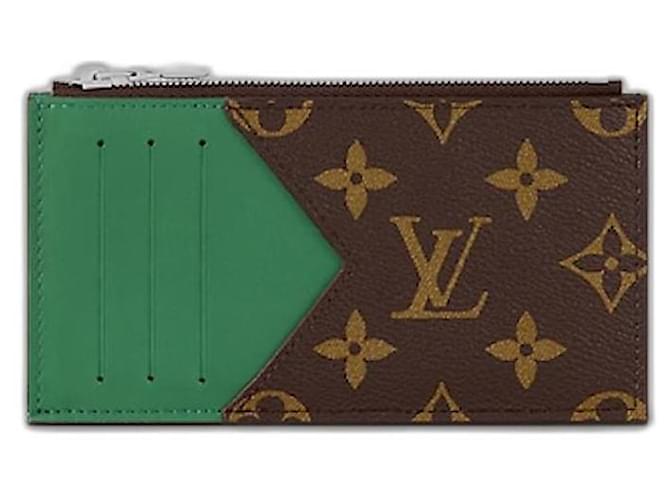 Louis Vuitton Porta-cartões LV Coin verde Couro  ref.1059136