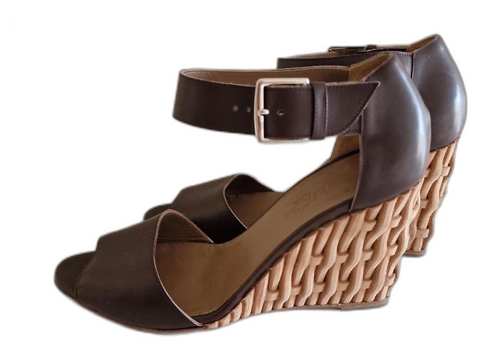 Hermès Leather Sandals Dark Red