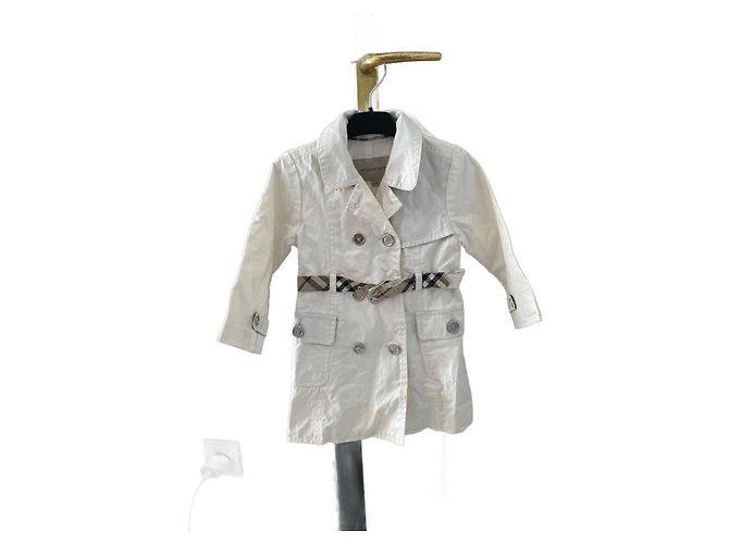 Burberry Trenchcoat Weiß