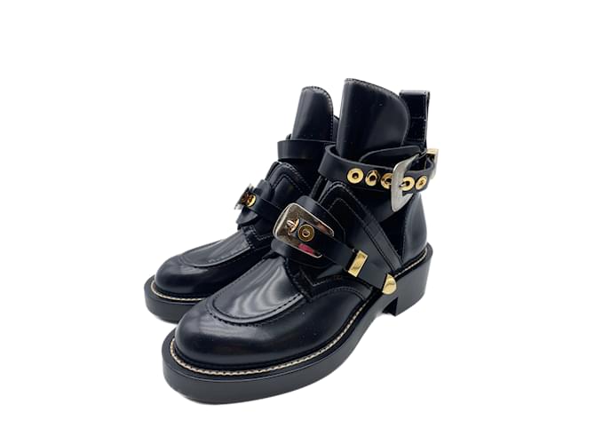 BALENCIAGA  Ankle boots T.eu 38 leather Beige  ref.1061011