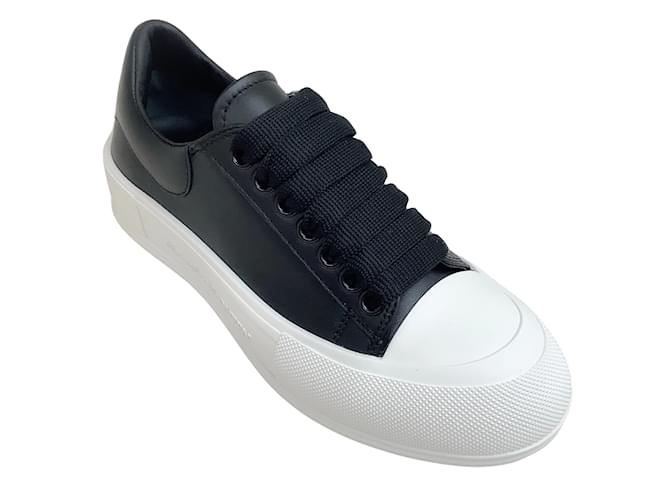 Alexander McQueen Black Leather Low Top Deck Sneakers  ref.1061723