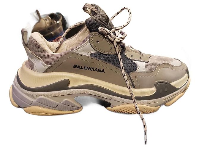 Balenciaga Triple S Sneaker Grau Leder