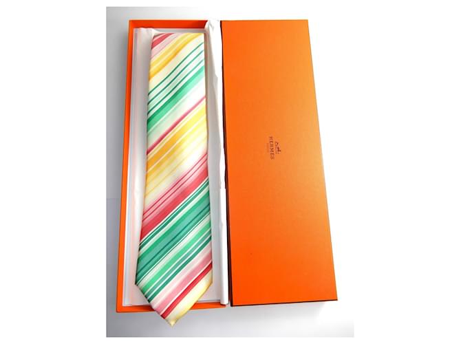 Hermès corbata de hermes Multicolor Seda  ref.1062220